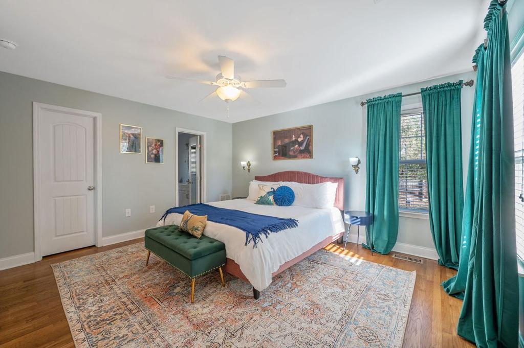 New Victorian Theme, 3Br, Lrg Backyard Close To Pnc Arena, Downtown, And Rdu Airport Raleigh Exterior photo